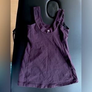 Lululemon T-shirt women M size